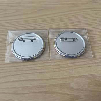 テイエムオペラオー　缶バッジ　パジャマ Amazon.co.jp: ウマ娘 テイエムオペラオー パジャマ 描き下ろし